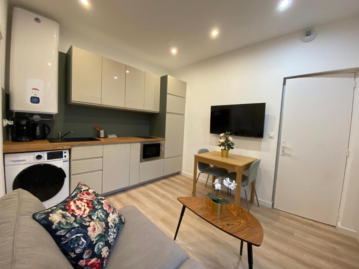 Studio 24M2 Avec Parking Prive - Lycee Roosevelt - Arena - Gare Reims Zewnętrze zdjęcie